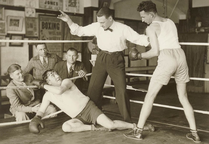Первые исторические тренировки по боксу