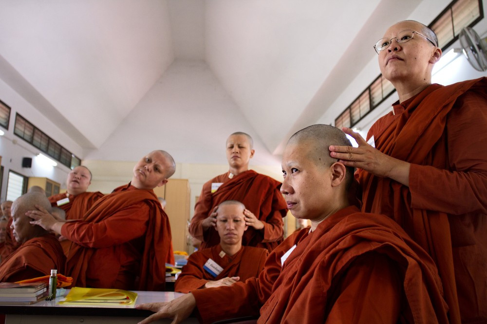 обучение тибетскому гормональному массажу