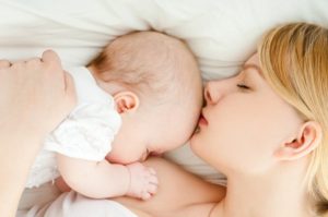 ночные кормления новорожденных: как часто кормить